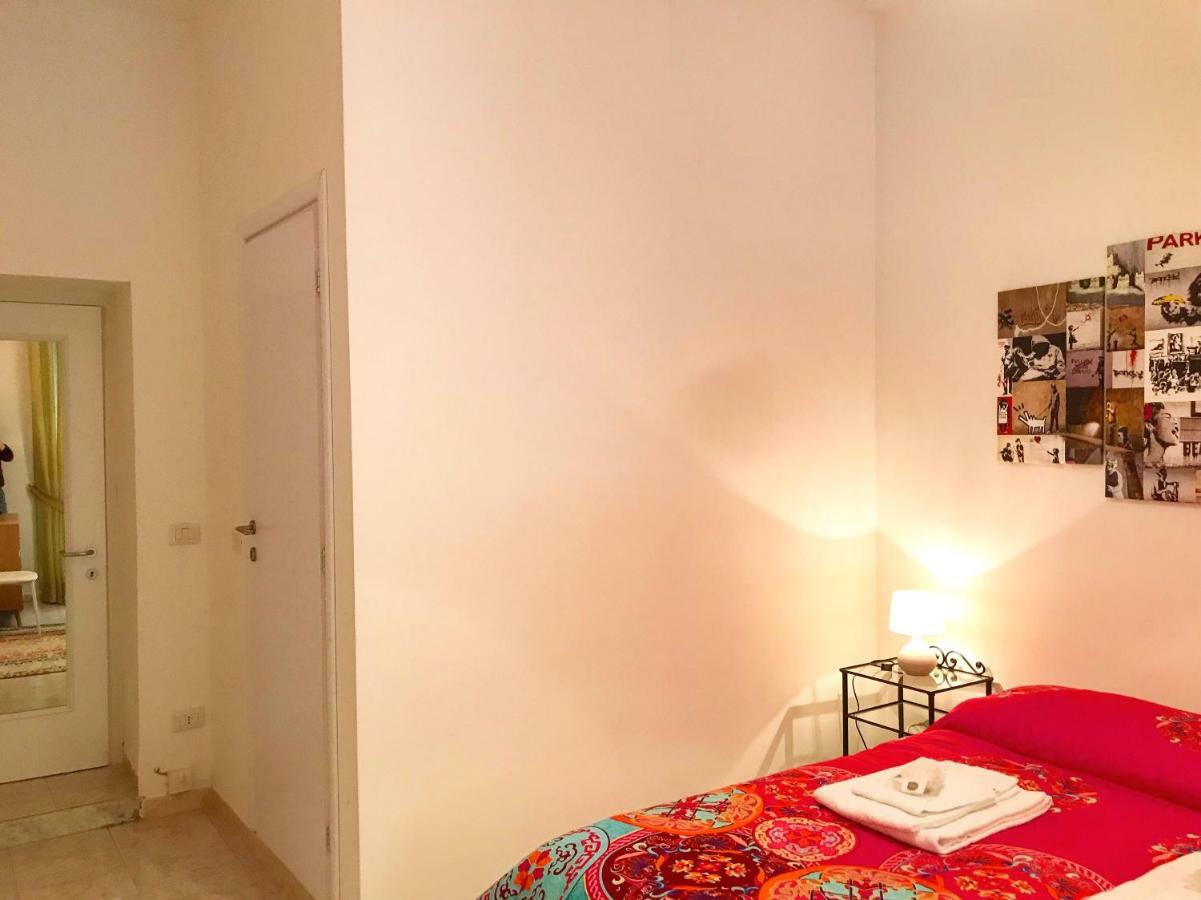 Casa G&G Pignasecca 2 Nel Cuore Di Napoli Extérieur photo