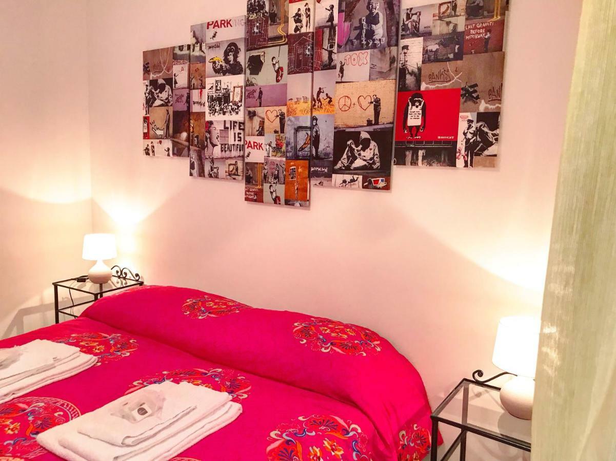 Casa G&G Pignasecca 2 Nel Cuore Di Napoli Extérieur photo