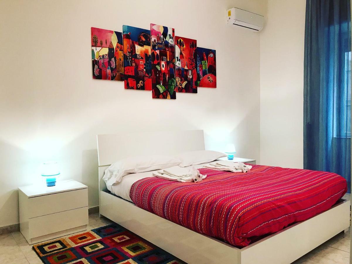 Casa G&G Pignasecca 2 Nel Cuore Di Napoli Extérieur photo