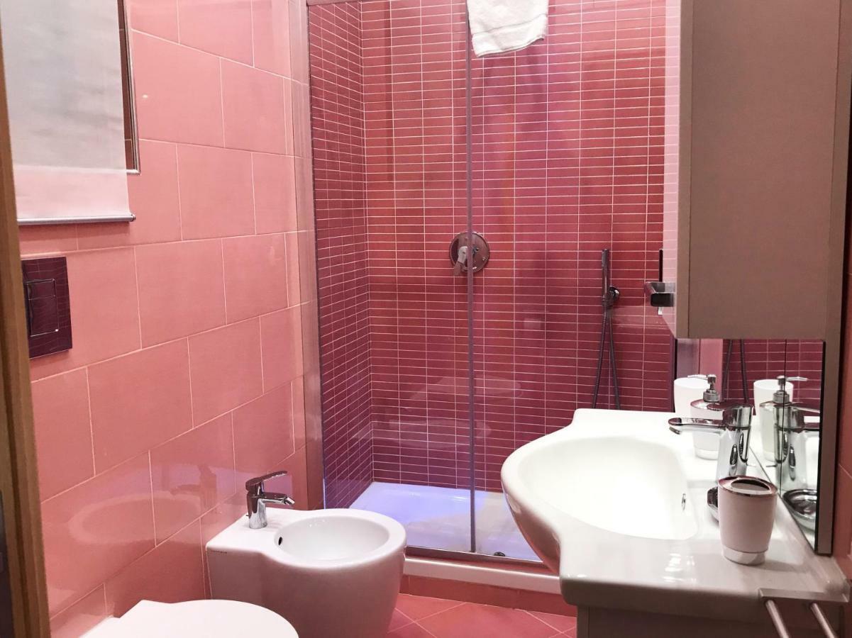 Casa G&G Pignasecca 2 Nel Cuore Di Napoli Extérieur photo